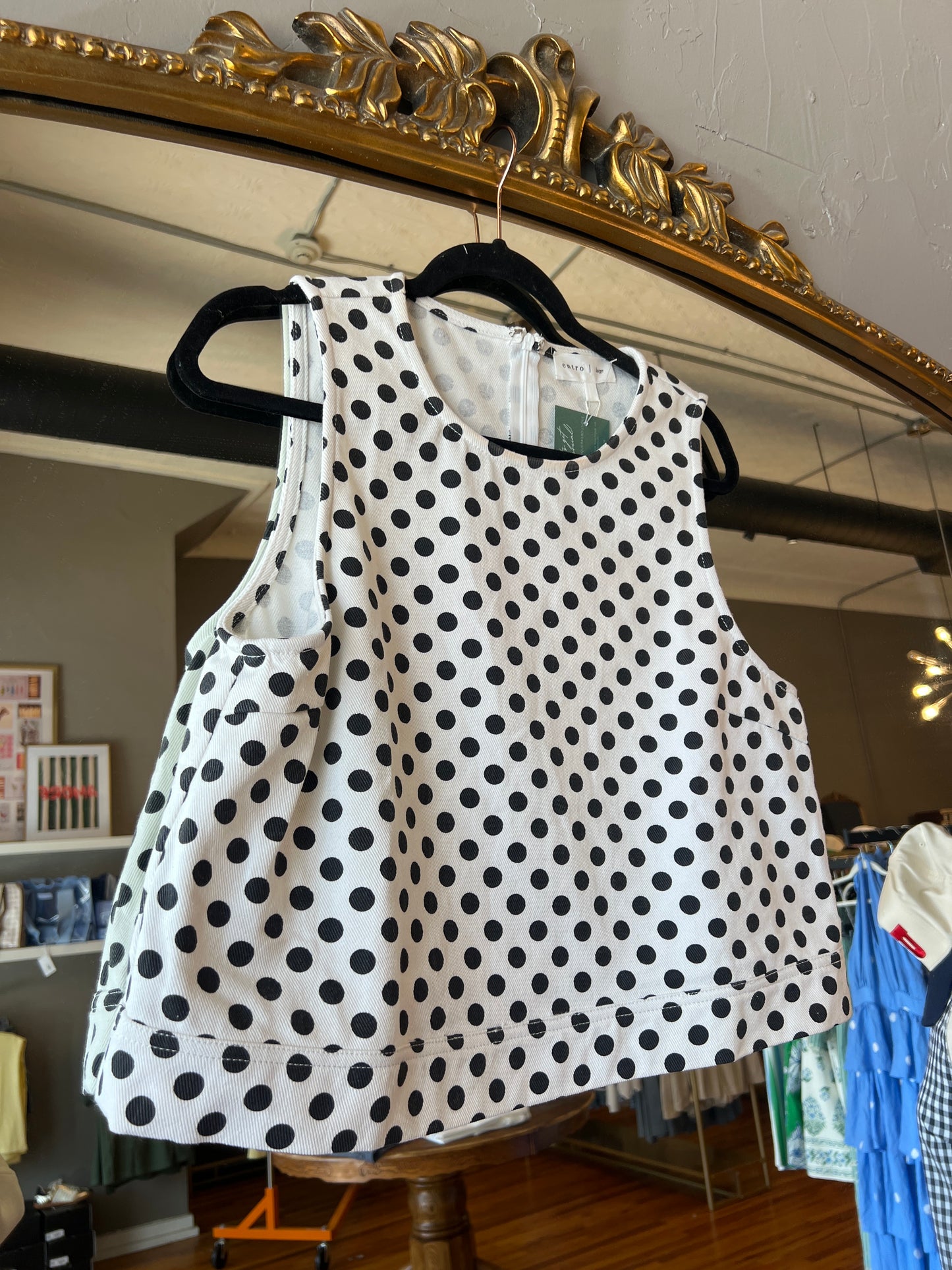 Many Dots Top