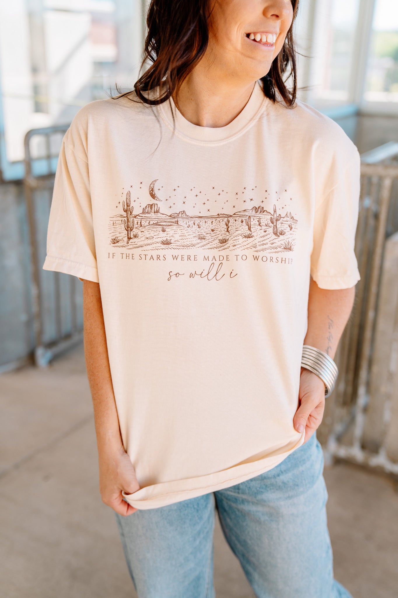 Stars Worship Comfort Colors Tee
