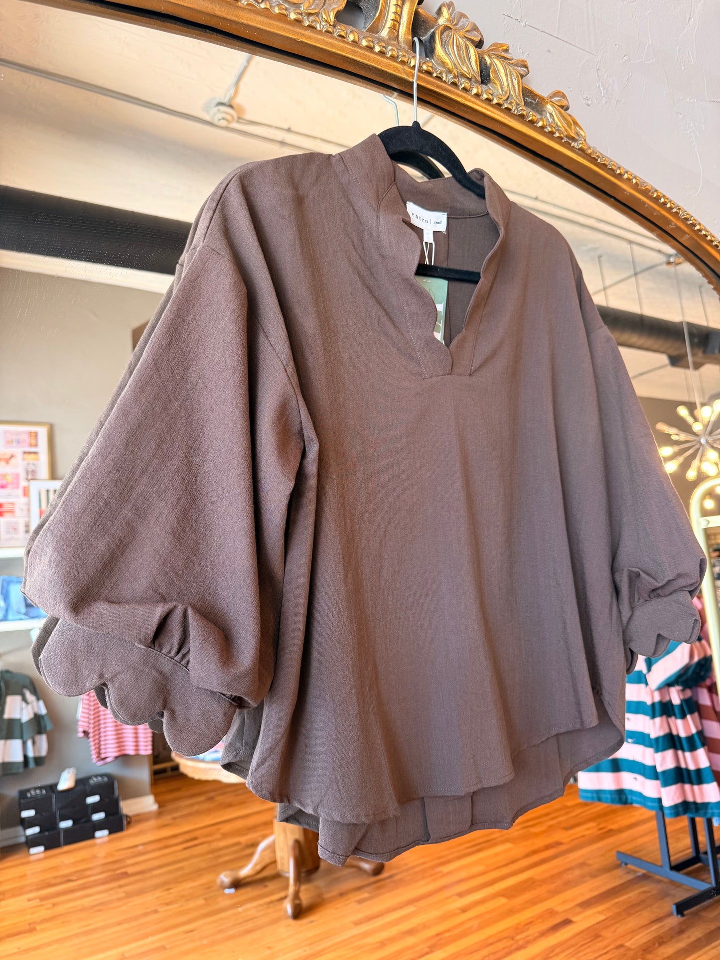 Scallop Border Top