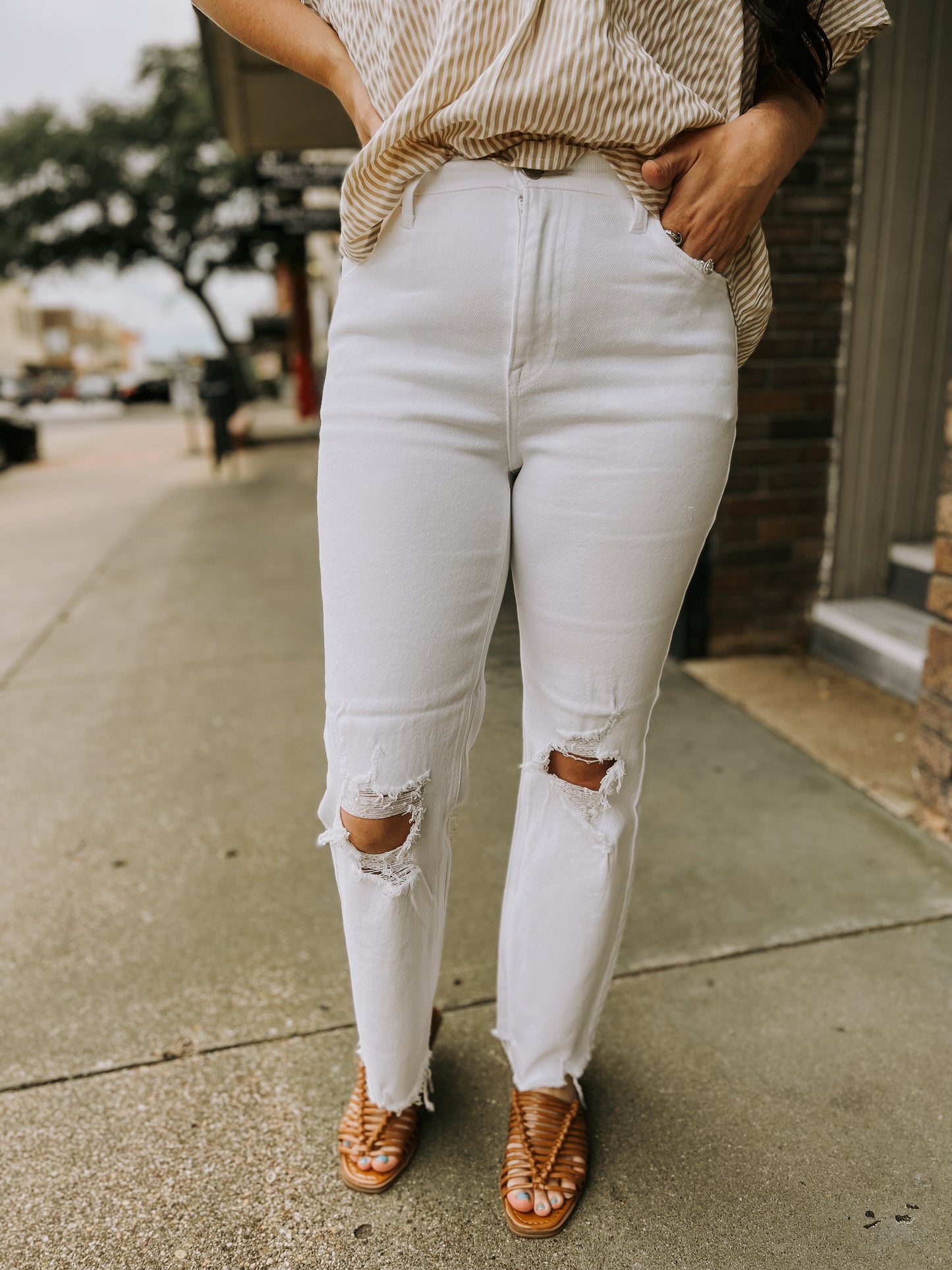White High Rise Crop Jean