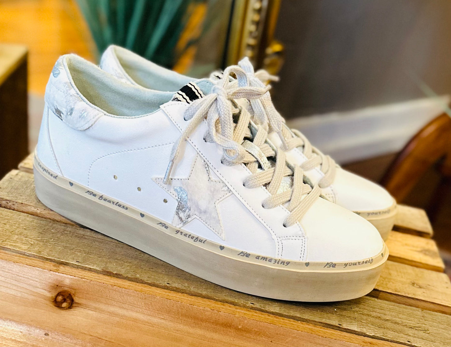 Pixie White Pony Shoe