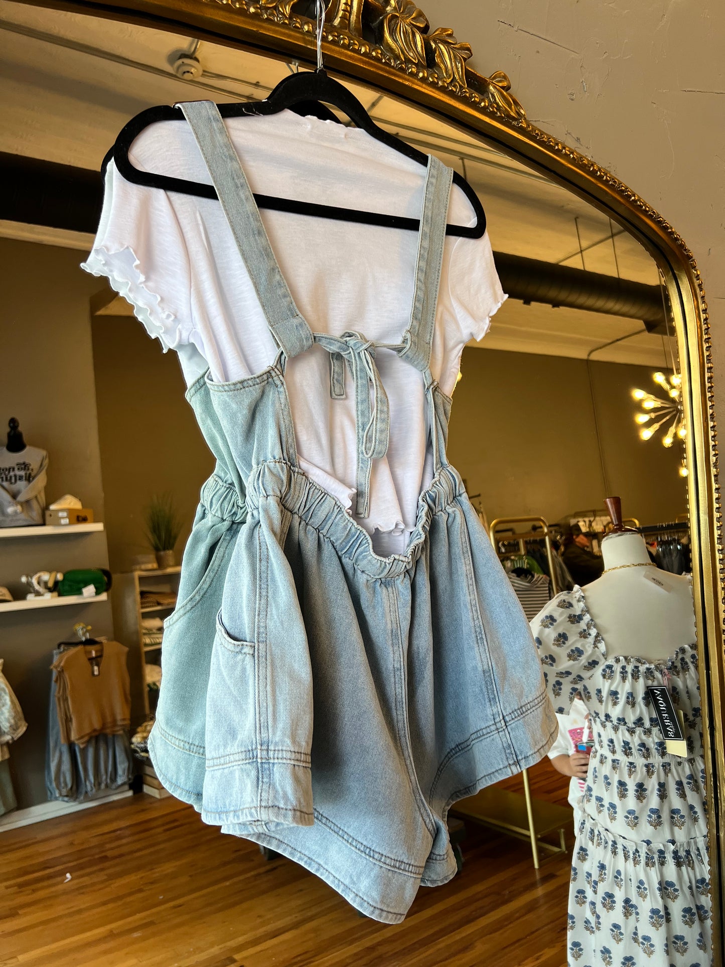 Flowy Shortall