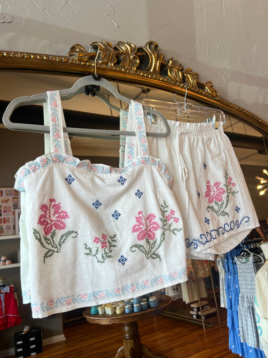 Embroidered Ruffle SET