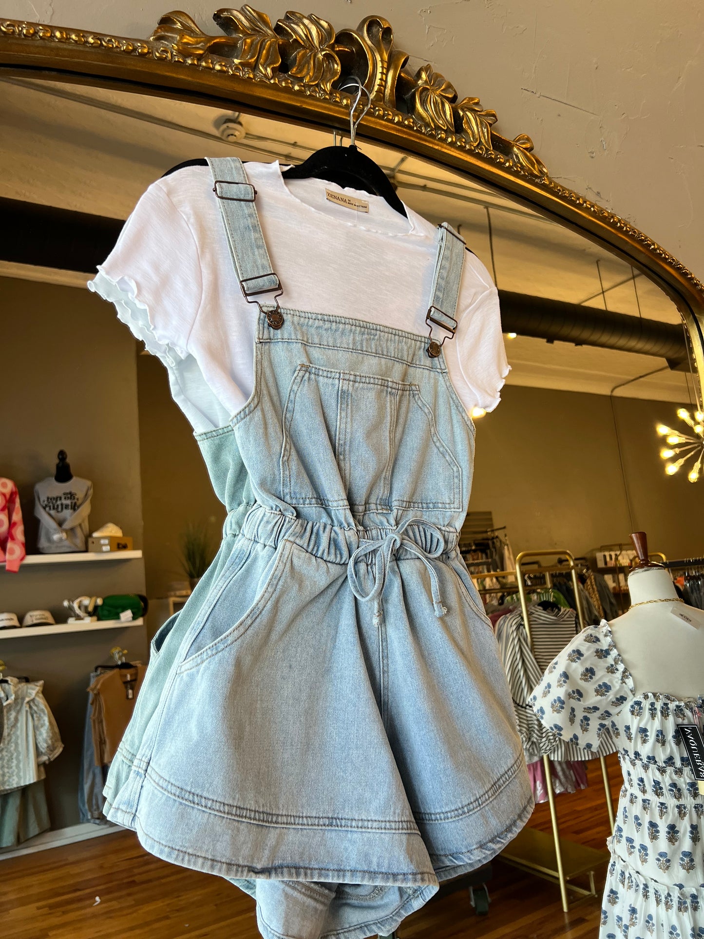 Flowy Shortall