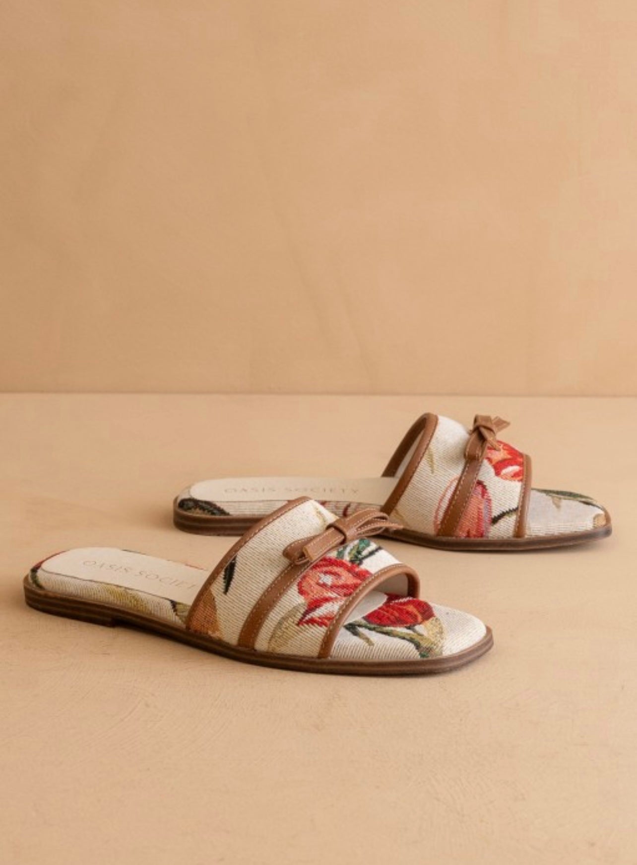 Beige Tulip Slide Sandal