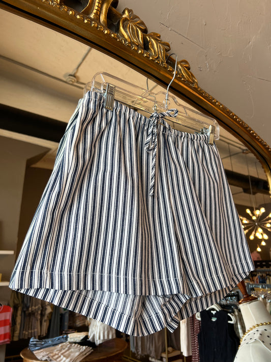 Waverly Shorts