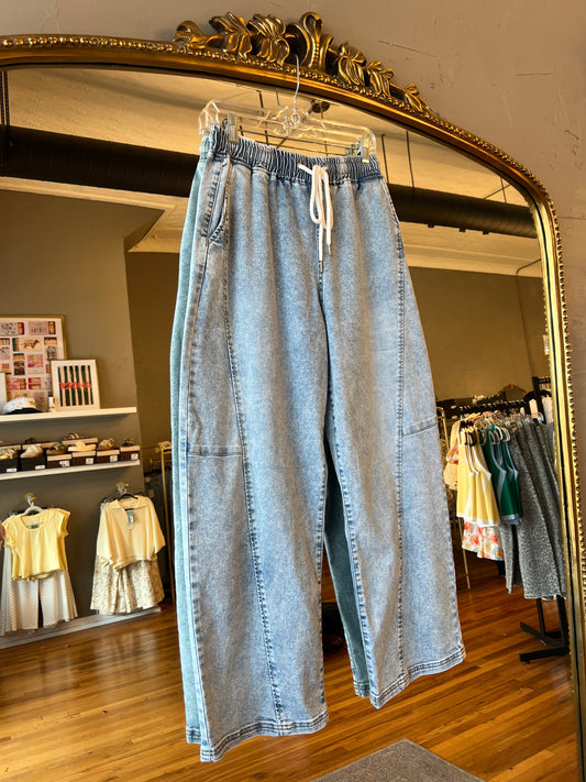 Elastic Waist Cropped Barrel
