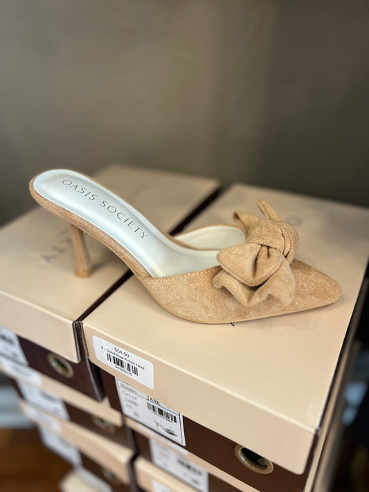 Sand Bow Kitten Heel