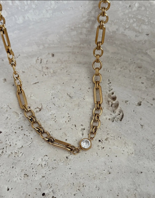 Chansutt Melissa Necklace