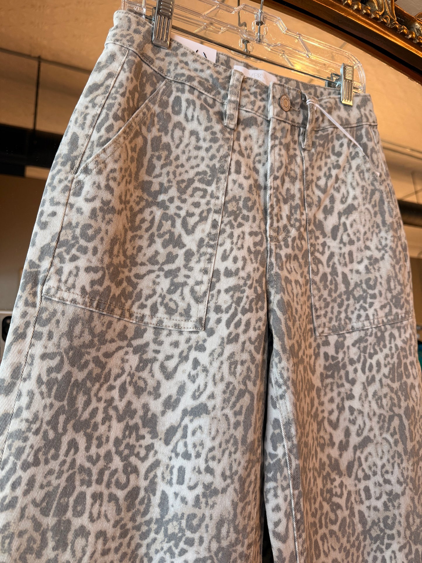Vervet Baggy Leopard
