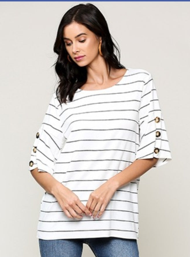 Camila Blk/Wh Bell Sleeve