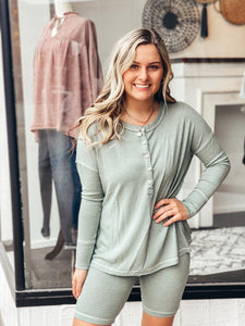 Sage lounge top