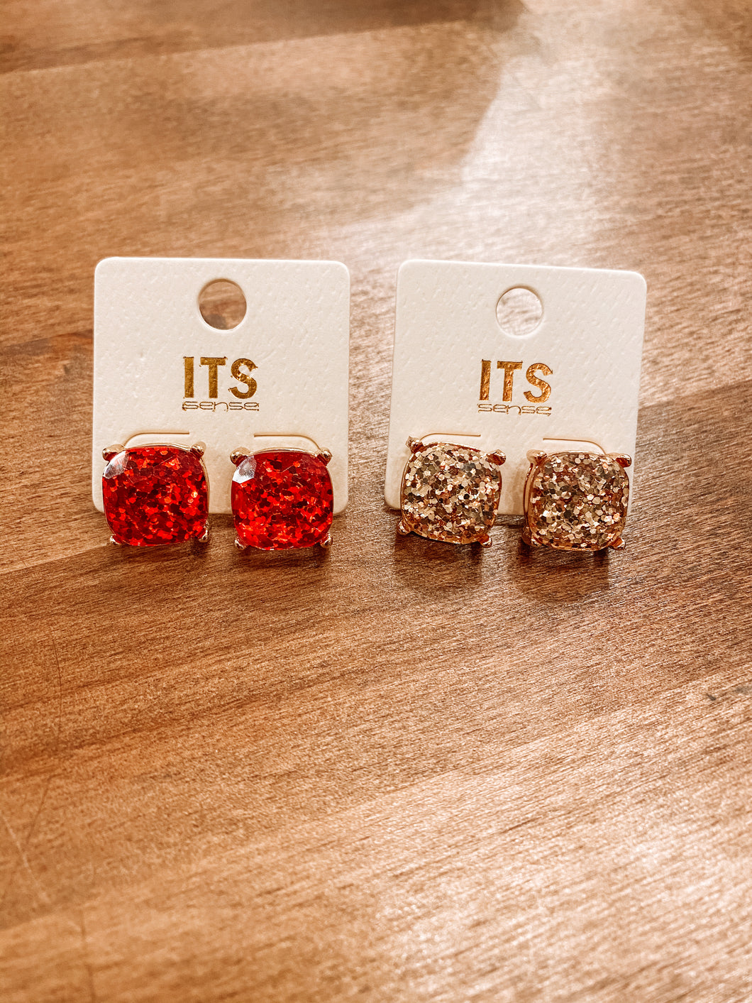 Square earrings