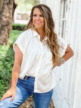 Load image into Gallery viewer, Silky Essential Blouse (3 colors!)