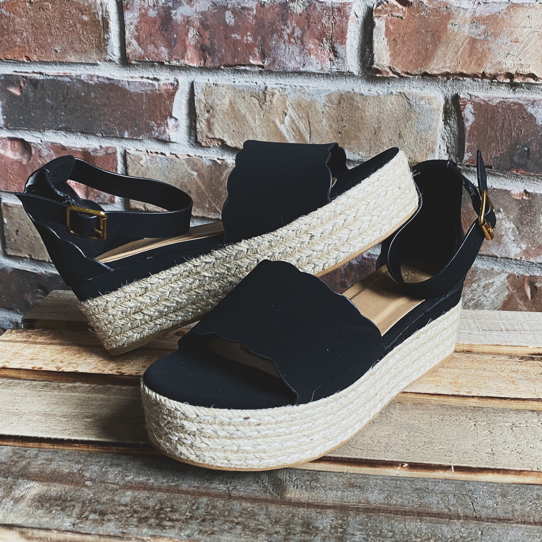 Scallop Platform Sandals