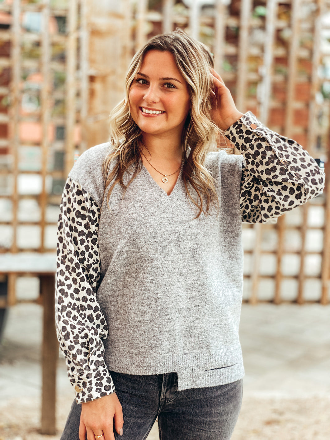 Funky Leopard Sleeve