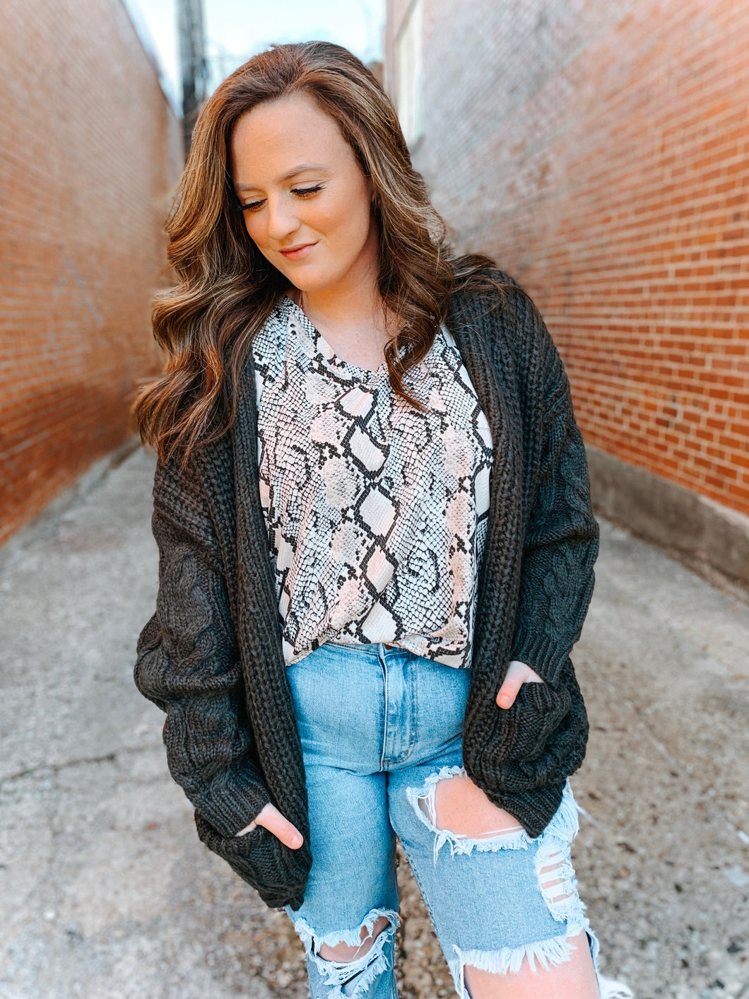 DARK OLIVE CHUNKY CARDIGAN