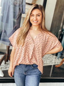 Latte Dotted Top